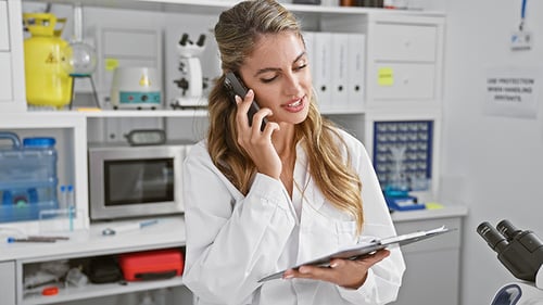 Cust Serv 2 web Cust Serv 2 web