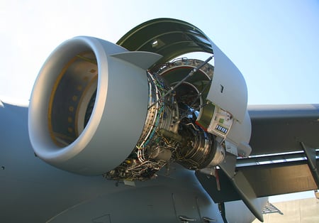 Aircraft engine with open cowl for maintenance work Aircraft engine with open cowl for maintenance work
